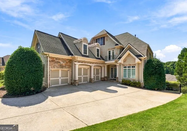 Photo 3 of Single family home for sale at 5922 Hogans Way, Douglasville, GA 30135 | MLS# 10850777 | Listing updated on 2026-10-06