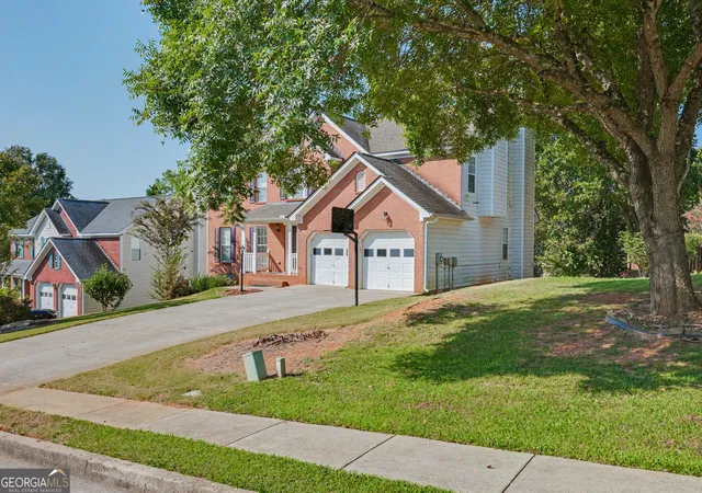 Photo 3 of Single family home for sale at 339 Meadow Farm Ln, Lawrenceville, GA 30045 | MLS# 10842989 | Listing updated on 2026-09-11