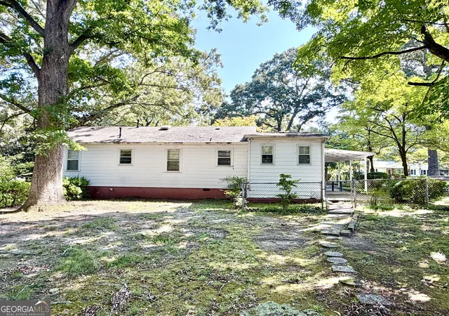 Photo 4 of Single family home for sale at 5750 Brenda Dr SW, Mableton, GA 30126 | MLS# 10851059 | Listing updated on 2026-10-06