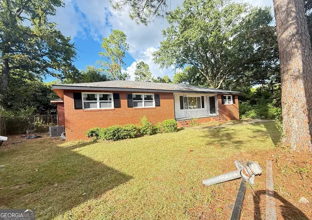Photo 2 of Single family home for sale at 507 Villa Esta Cir, Macon, GA 31206 | MLS# 10840810 | Listing updated on 2026-09-18