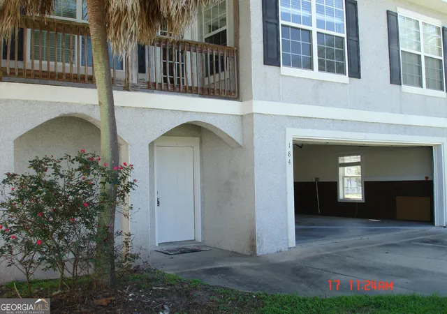 Photo 1 of Single family home for sale at 184 Drayton Cir, Brunswick, GA 31525 | MLS# 10848200 | Listing updated on 2026-09-18