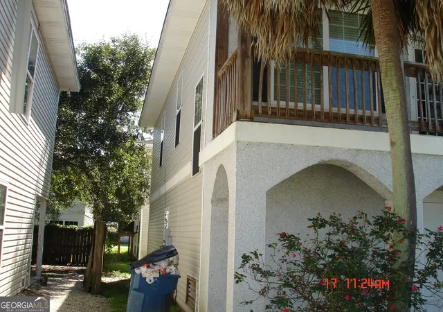 Photo 2 of Single family home for sale at 184 Drayton Cir, Brunswick, GA 31525 | MLS# 10848200 | Listing updated on 2026-09-18