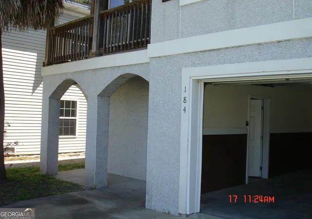 Photo 3 of Single family home for sale at 184 Drayton Cir, Brunswick, GA 31525 | MLS# 10848200 | Listing updated on 2026-09-18