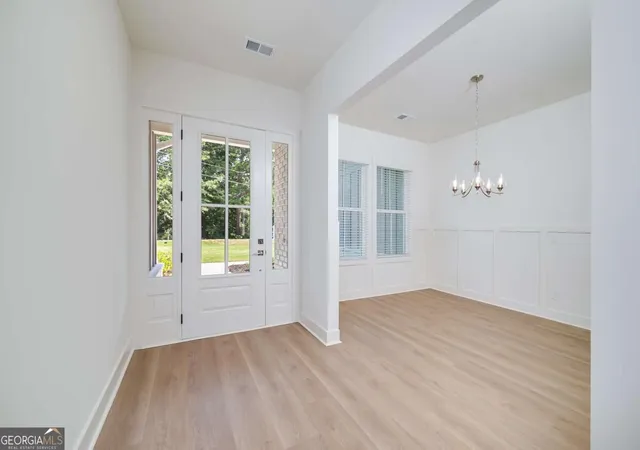 Photo 3 of Single family home for sale at 8550 Old Keith Brg Rd, Gainesville, GA 30506 | MLS# 10845620 | Listing updated on 2026-10-09