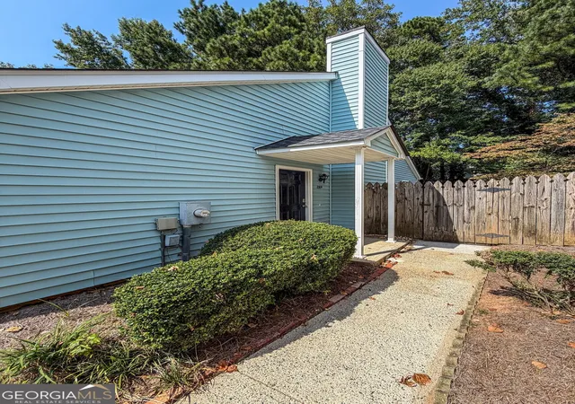 Photo 3 of Single family home for sale at 2764 Saint Charles Ln, Kennesaw, GA 30144 | MLS# 10851568 | Listing updated on 2026-10-07
