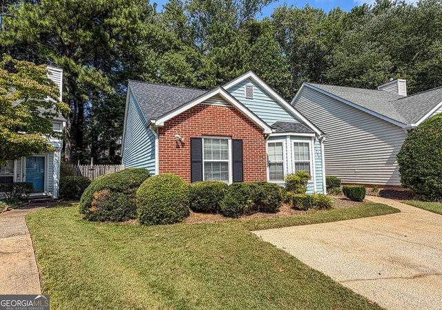 Photo 4 of Single family home for sale at 2764 Saint Charles Ln, Kennesaw, GA 30144 | MLS# 10851568 | Listing updated on 2026-10-07