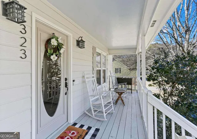 Photo 3 of Single family home for sale at 323 West Ln, Woodstock, GA 30188 | MLS# 10844877 | Listing updated on 2026-09-14