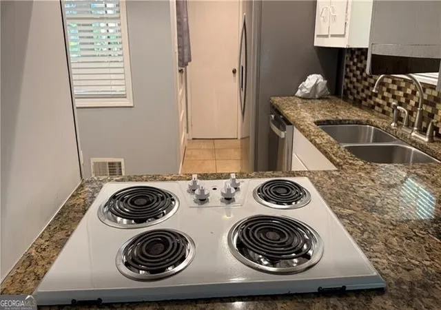 Photo 4 of Single family home for sale at 3496 Mount Gilead Rd SW, Atlanta, GA 30331 | MLS# 10841784 | Listing updated on 2026-09-09