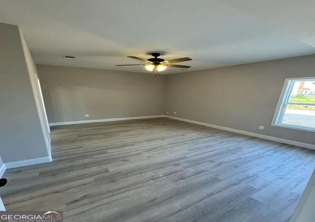 Photo 4 of Townhouse for sale at 256 Beau Claire Cir, Byron, GA 31008 | MLS# 10844490 | Listing updated on 2026-09-25