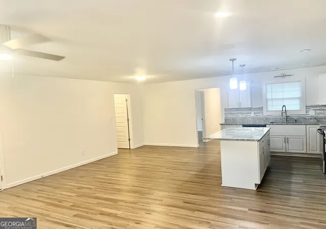 Photo 3 of Single family home for sale at 5712 Attucks Blvd, Morrow, GA 30260 | MLS# 10849936 | Listing updated on 2026-10-05