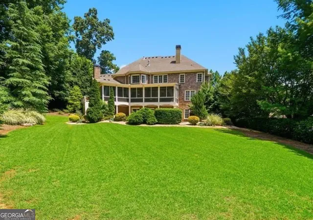 Photo 3 of Single family home for sale at 2885 Manor Brg Dr, Milton, GA 30004 | MLS# 10788285 | Listing updated on 2026-10-22
