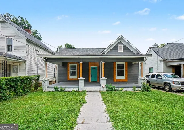 Photo 1 of Single family home for sale at 128 E Gibson St, Cedartown, GA 30125 | MLS# 10840517 | Listing updated on 2026-09-24