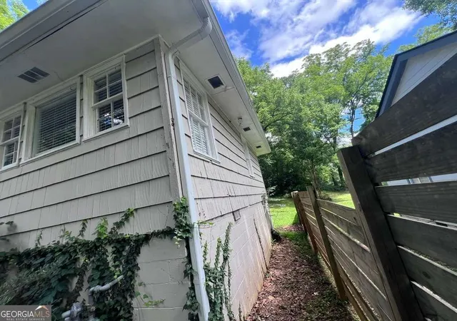 Photo 19 of Single family home for sale at 2922 Dale Pl, Decatur, GA 30032 | MLS# 10844436 | Listing updated on 2026-09-11