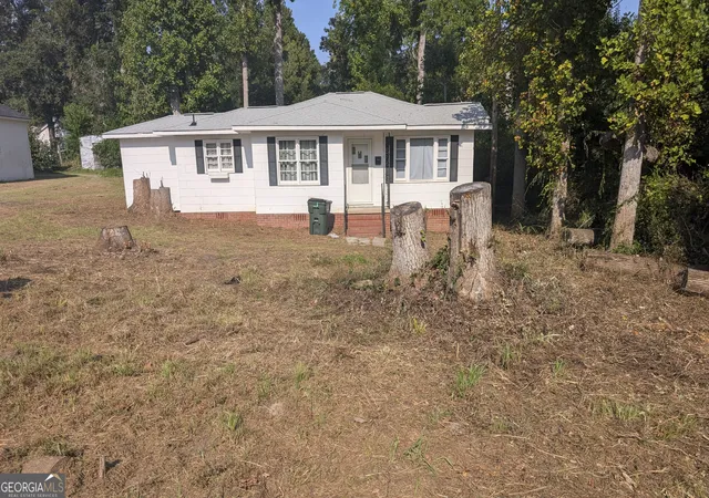 Photo 1 of Single family home for sale at 646 N Main St, Swainsboro, GA 30401 | MLS# 10797009 | Listing updated on 2026-09-22