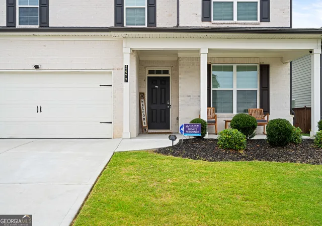 Photo 3 of Single family home for sale at 3477 Spruce Way SW, South Fulton, GA 30331 | MLS# 10843016 | Listing updated on 2026-10-19
