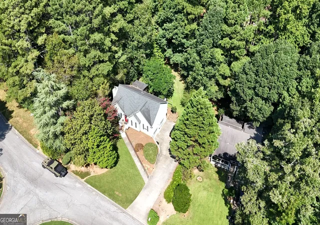 Photo 3 of Single family home for sale at 106 N Springs Dr, Acworth, GA 30101 | MLS# 10841478 | Listing updated on 2026-10-21