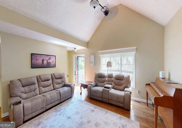 Photo 4 of Single family home for sale at 106 N Springs Dr, Acworth, GA 30101 | MLS# 10841478 | Listing updated on 2026-10-21