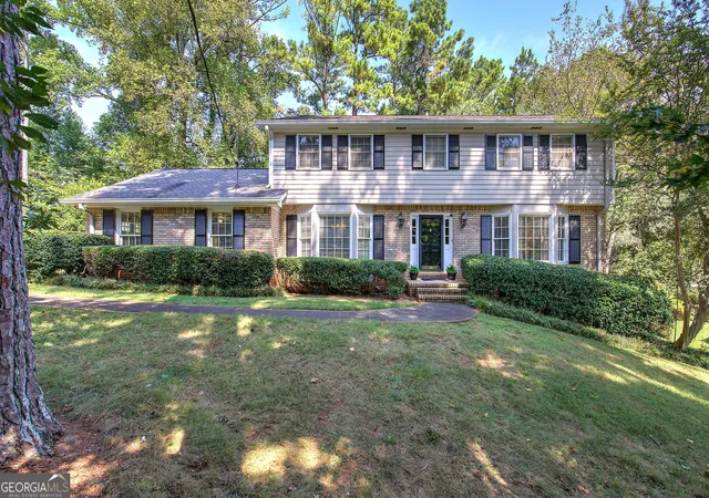 Single family home for sale at 2747 Pinestream Dr NE, Marietta, GA 30068 | MLS# 10852353