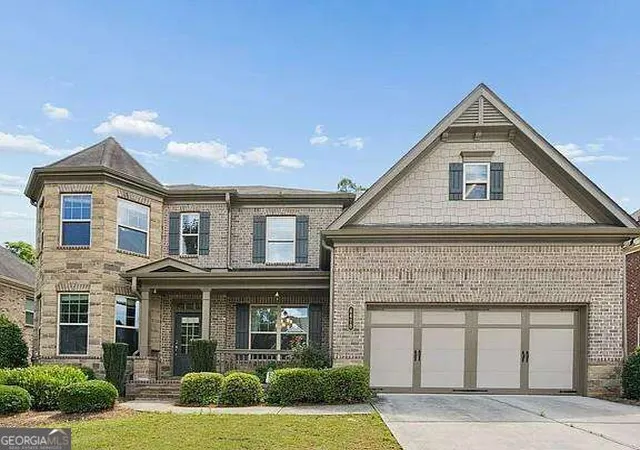 Photo 1 of Single family home for sale at 4770 Skylark Ln, Cumming, GA 30041 | MLS# 10849973 | Listing updated on 2026-10-07