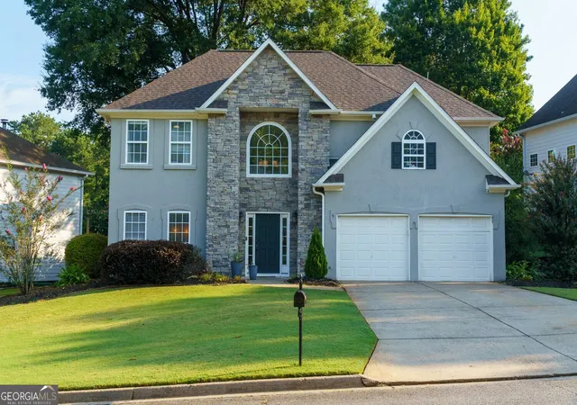 Photo 1 of Single family home for sale at 1080 Olde Roswell Grv, Roswell, GA 30075 | MLS# 10844670 | Listing updated on 2026-09-18
