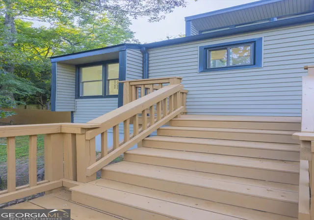 Photo 2 of Single family home for sale at 763 Bayliss Dr, Marietta, GA 30068 | MLS# 10845167 | Listing updated on 2026-10-03
