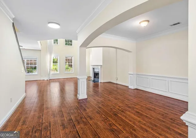 Photo 3 of Single family home for sale at 5711 Apple Grv Rd, Buford, GA 30519 | MLS# 10842238 | Listing updated on 2026-09-12