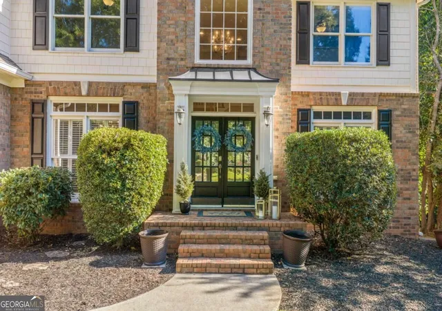 Photo 3 of Single family home for sale at 135 Grand Ave, Suwanee, GA 30024 | MLS# 10848595 | Listing updated on 2026-10-09