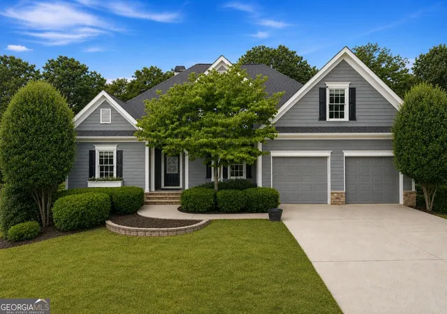 Photo 1 of Single family home for sale at 44 Fallen Oak Dr, Dallas, GA 30132 | MLS# 10840511 | Listing updated on 2026-09-18