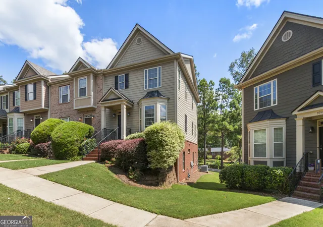 Photo 2 of Townhouse for sale at 3947 Covey Flush Ct Sw #25, Smyrna, GA 30082 | MLS# 10844400 | Listing updated on 2026-10-06