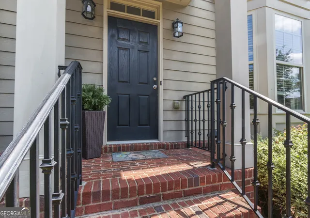 Photo 3 of Townhouse for sale at 3947 Covey Flush Ct Sw #25, Smyrna, GA 30082 | MLS# 10844400 | Listing updated on 2026-10-06