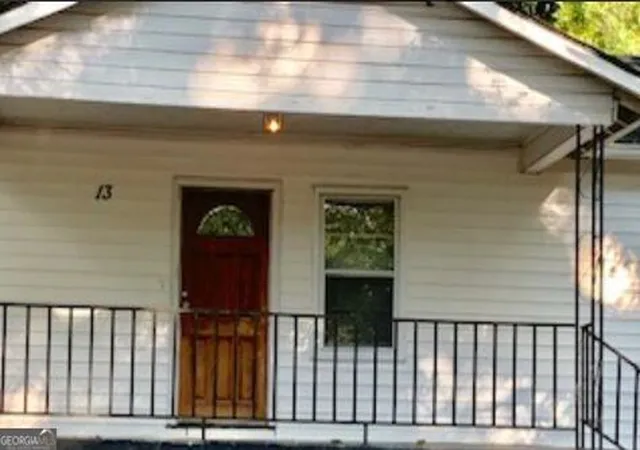 Photo 2 of Single family home for sale at 13 Tuxedo Ave, Newnan, GA 30263 | MLS# 10843894 | Listing updated on 2026-09-10