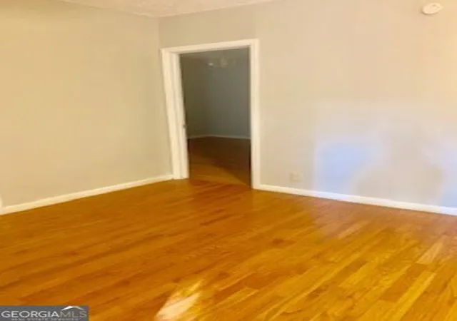 Photo 4 of Single family home for sale at 13 Tuxedo Ave, Newnan, GA 30263 | MLS# 10843894 | Listing updated on 2026-09-10