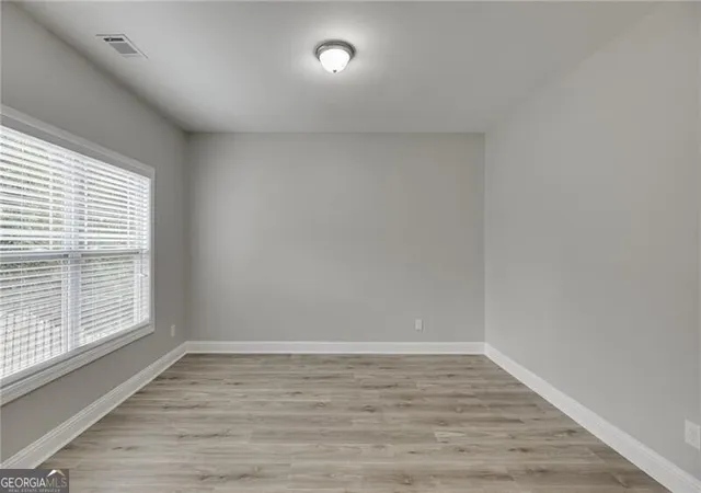 Photo 4 of Single family home for sale at 4236 Suwanee Brk Ct, Buford, GA 30518 | MLS# 10853240 | Listing updated on 2026-10-09