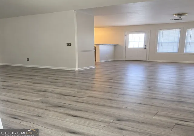 Photo 4 of Single family home for sale at 11812 Registry Blvd, Hampton, GA 30228 | MLS# 10842301 | Listing updated on 2026-09-18