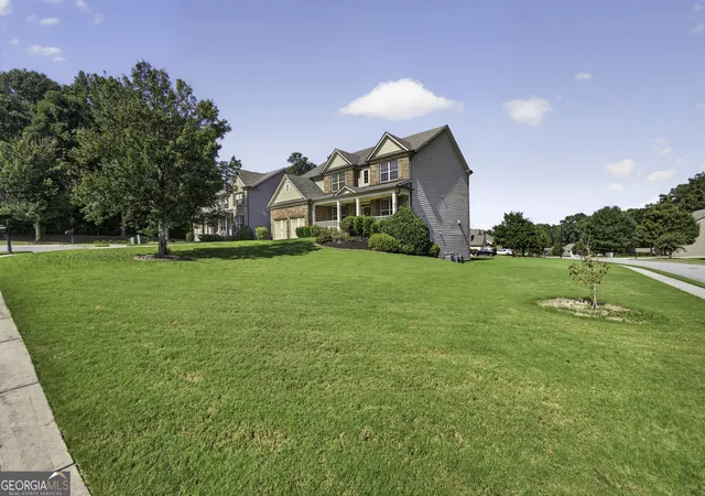 Photo 3 of Single family home for sale at 3952 Ivy Gate Dr, Buford, GA 30519 | MLS# 10841956 | Listing updated on 2026-09-09