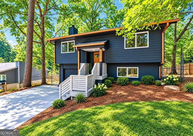 Photo 1 of Sale Pending at 1971 Pair Rd Sw, Marietta, GA 30008 | MLS# 10830877 | Listing updated on 2026-10-07