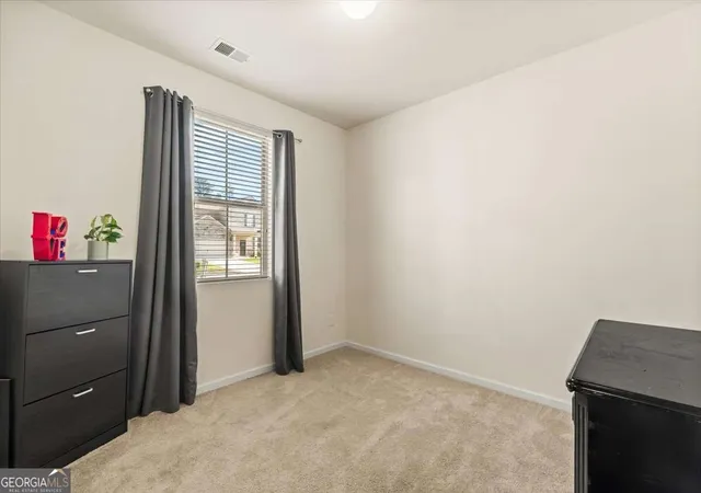 Photo 4 of Single family home for sale at 7627 Rudder Cir, South Fulton, GA 30213 | MLS# 10842178 | Listing updated on 2026-09-09