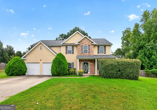 Photo 2 of Single family home for sale at 719 Winesap Ct, Hampton, GA 30228 | MLS# 10844194 | Listing updated on 2026-09-25