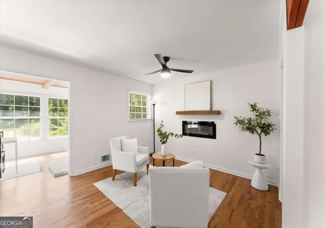 Photo 4 of Single family home for sale at 1083 Amelia Dr, Marietta, GA 30060 | MLS# 10856111 | Listing updated on 2026-10-29