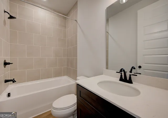 Photo 4 of Townhouse for sale at 1839 Marisol Cir NW, Kennesaw, GA 30144 | MLS# 10843095 | Listing updated on 2026-09-24