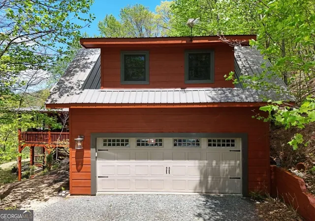 Photo 2 of Single family home for sale at 327 Prospectors Pass, Ellijay, GA 30536 | MLS# 10879133 | Listing updated on 2026-10-27