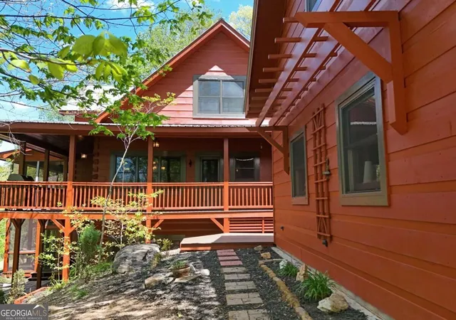 Photo 3 of Single family home for sale at 327 Prospectors Pass, Ellijay, GA 30536 | MLS# 10879133 | Listing updated on 2026-10-27