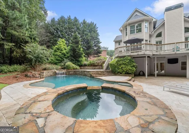 Photo 3 of Single family home for sale at 246 Cedarhurst Dr, Canton, GA 30115 | MLS# 10852421 | Listing updated on 2026-09-24