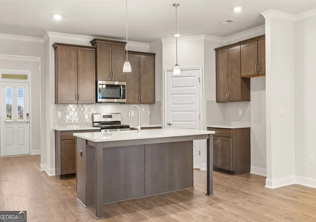 Photo 3 of Single family home for sale at 216 Parnassus Rd, Locust Grove, GA 30248 | MLS# 10789659 | Listing updated on 2026-09-09