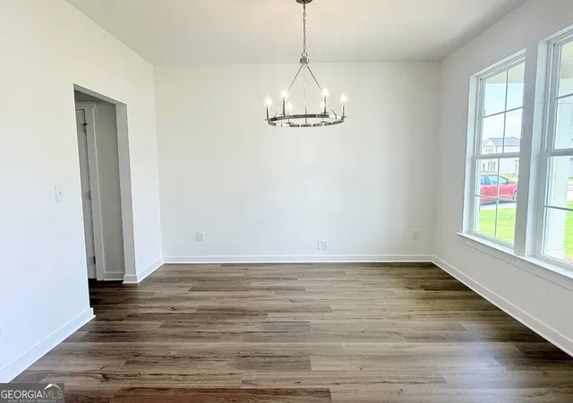 Photo 3 of Sale Pending at 140 Cochin Dr, Statham, GA 30666 | MLS# 10850639 | Listing updated on 2026-10-09