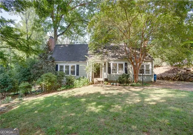 Photo 2 of Single family home for sale at 2743 Kimmeridge Dr, East Point, GA 30344 | MLS# 10839293 | Listing updated on 2026-09-17
