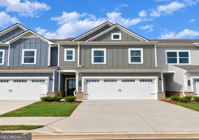 Photo 1 of Townhouse for sale at 1026 Stiles Cir #14, Cartersville, GA 30120 | MLS# 10850742 | Listing updated on 2026-10-07