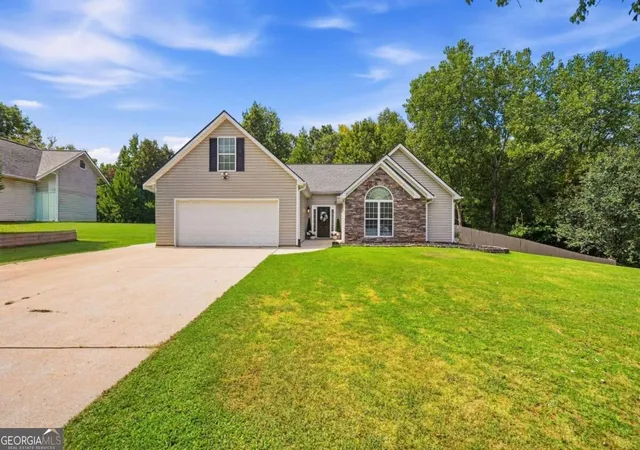 Photo 1 of Single family home for sale at 198 Celestial Run, Winder, GA 30680 | MLS# 10846610 | Listing updated on 2026-10-16