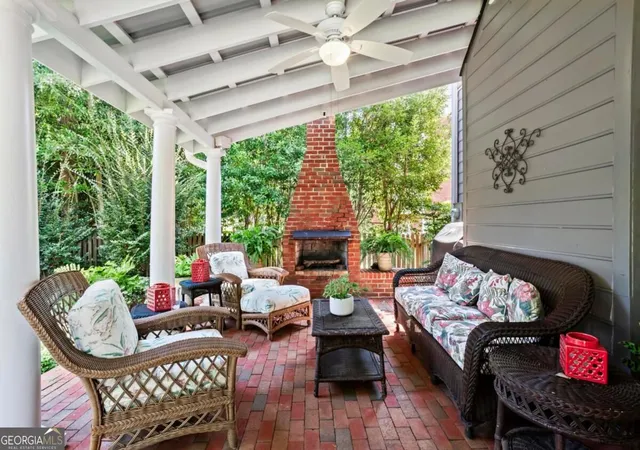 Photo 2 of Single family home for sale at 2823 Hitchcock Ml Run, Marietta, GA 30068 | MLS# 10843306 | Listing updated on 2026-09-13