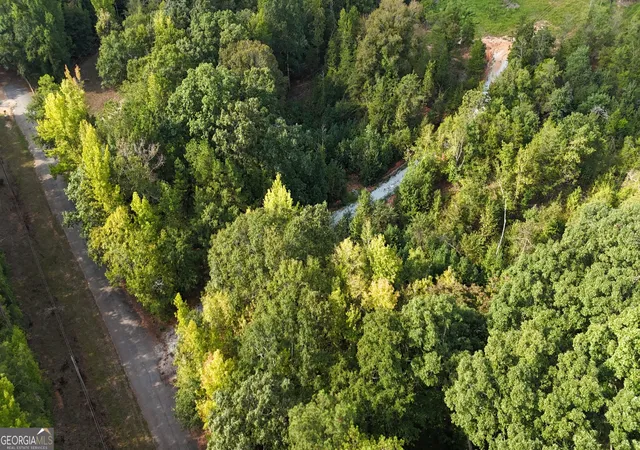 Photo 3 of House for sale at 1637 G R Hayes Rd, Elberton, GA 30635 | MLS# 10850752 | Listing updated on 2026-10-06